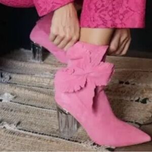 Cecelia New York “Bloom” boots